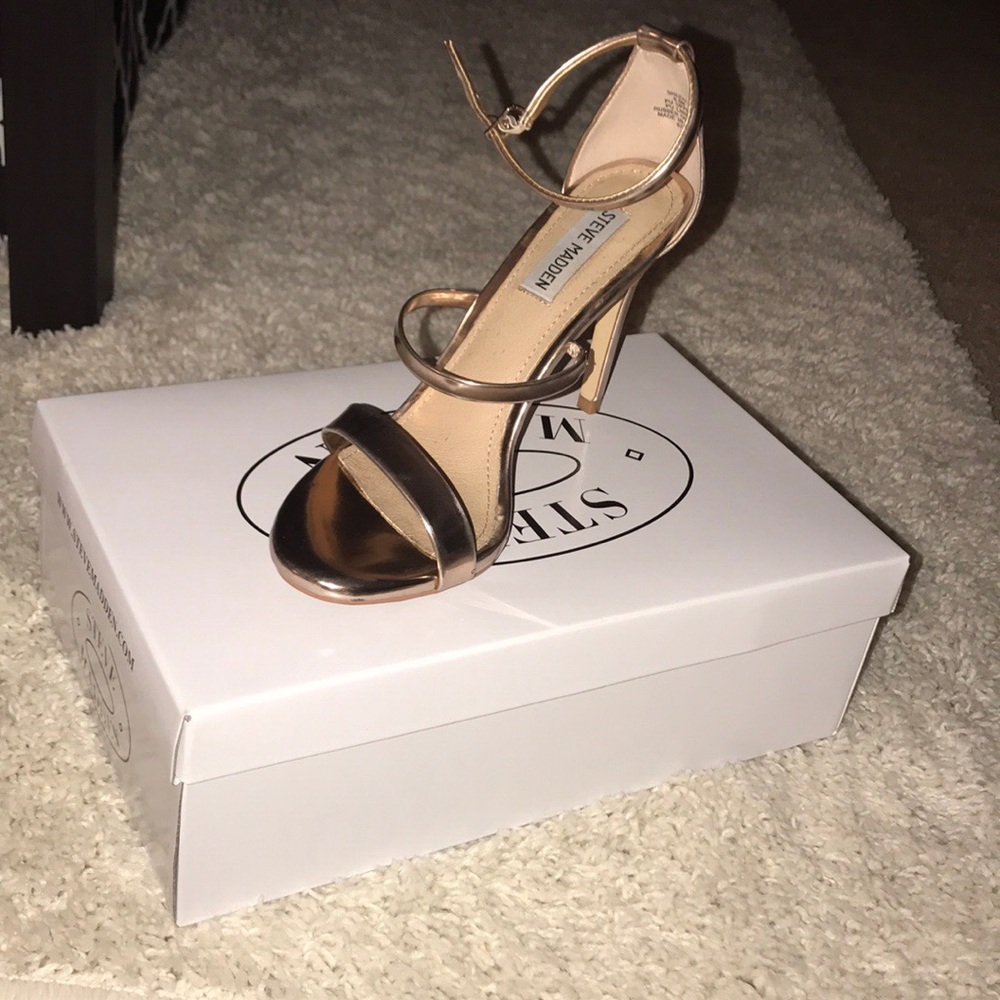 Selling my Rose Gold Prom high heels as well💖